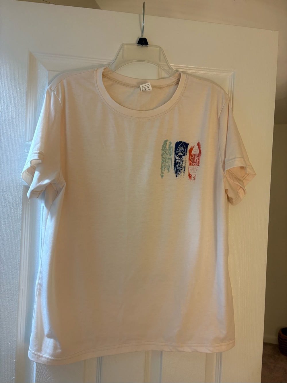 Cream Color Graphic Tee “Pacific Wave Riders”